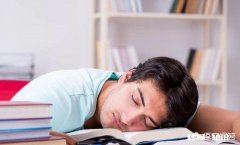 午睡的时候意识是清醒的，但就是醒不过来是为什么