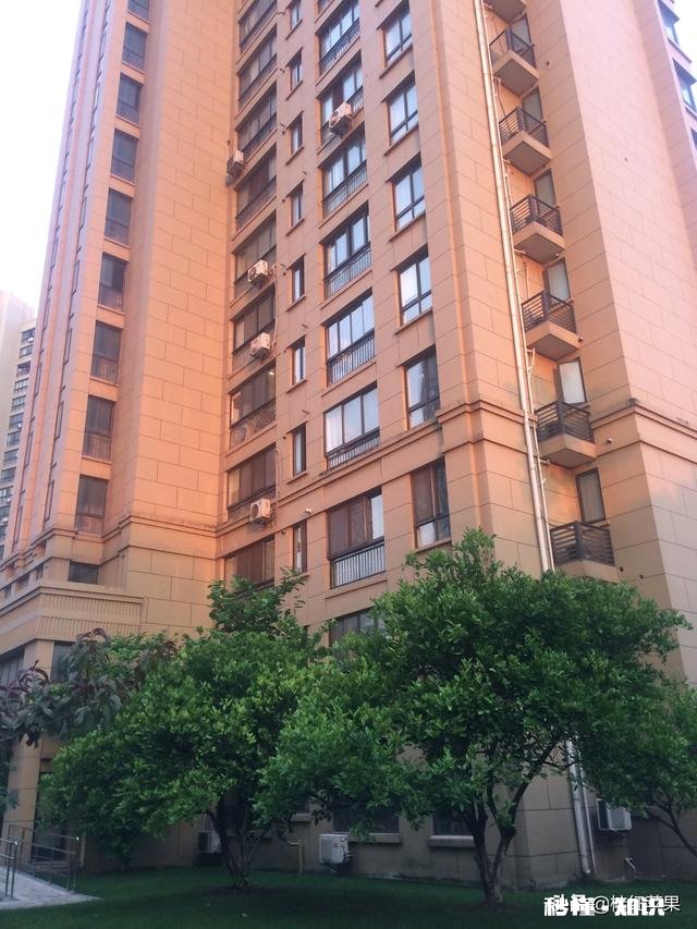 一个人整天哭穷是为什么