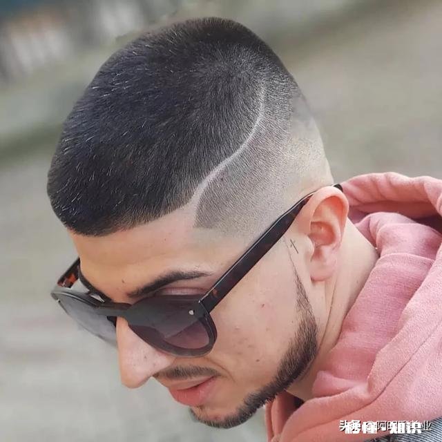 寸头是这个夏天最好的选择吗