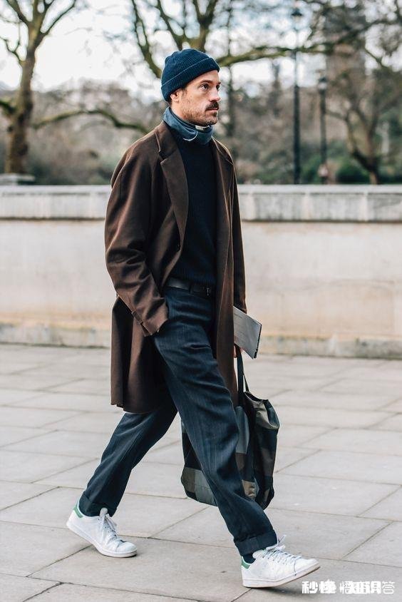 除了黑、白和灰还有什么颜色的大衣好搭配