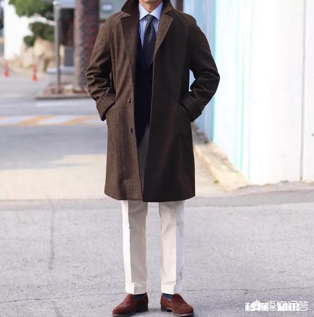除了黑、白和灰还有什么颜色的大衣好搭配