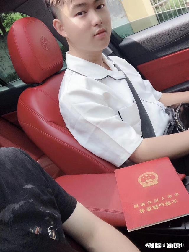 现在在工厂上班，是不是就只能一直在工厂上班，还能有其他的出路吗