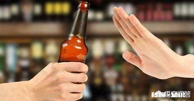 老公不经老婆同意就叫朋友到家里来吃饭，该不该给他翻脸