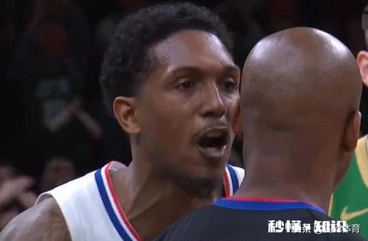 双加时输球后，快船教练里弗斯对着凯尔特人打了个手势便直接生气离场，这是怎么回事