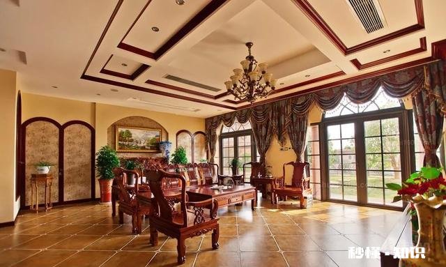 选择了传媒领域，但在垂直领域上很迷茫，谁有成功案例分享一下