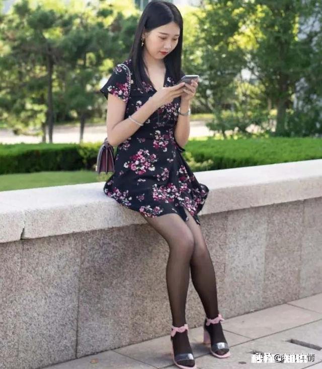 女生细长直腿，细腰、胯部不宽穿什么衣服好看