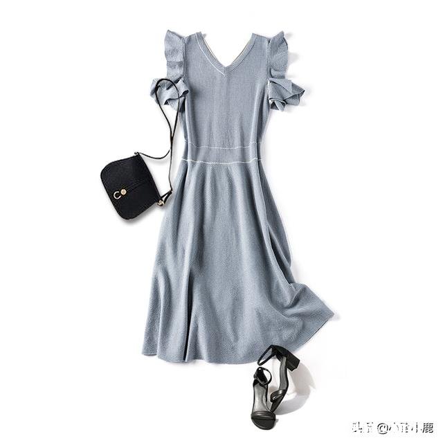 淘宝上有哪些给人眼前一亮，性价比高的女装店铺