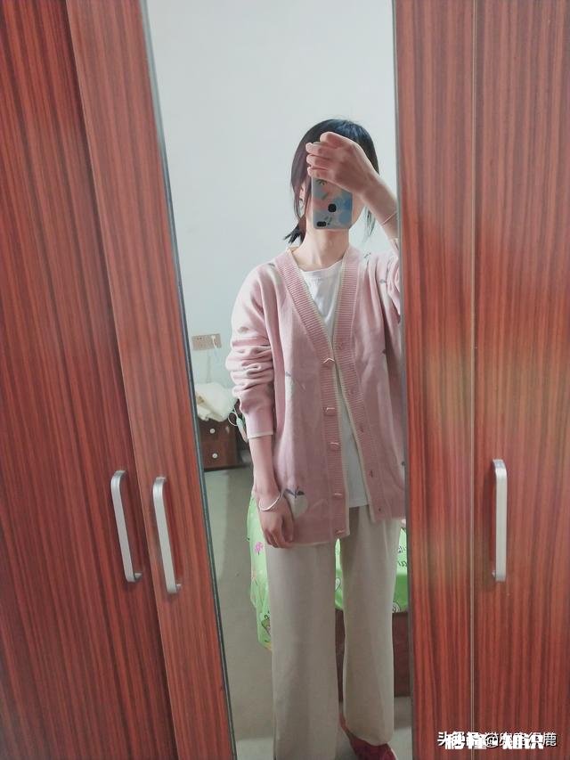 淘宝上有哪些给人眼前一亮，性价比高的女装店铺