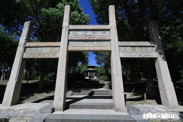 摄影&绘画 作为艺术爱好者,你在拍摄、绘画一幅建筑物作品的时候,通常怎么构图