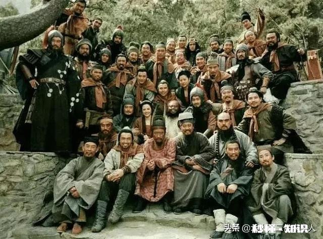 《水浒传》中的英雄为什么要聚于梁山