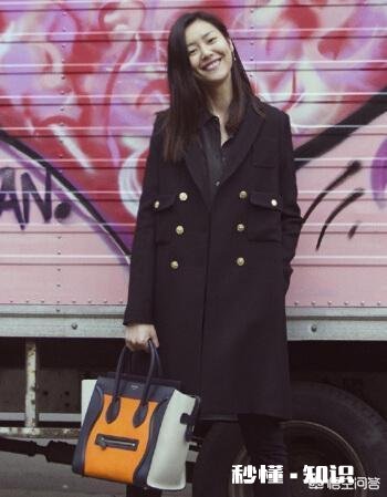 女生冬天该怎样搭配基础色的大衣呢有哪些好的搭配建议呢