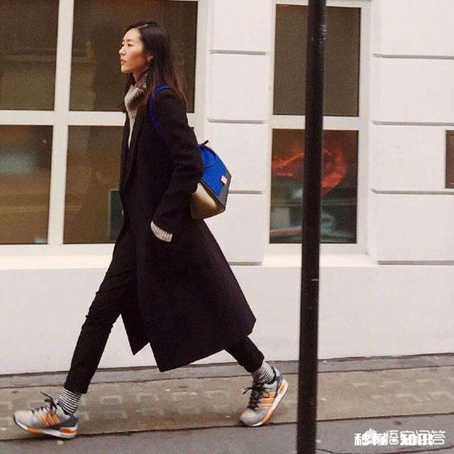 女生冬天该怎样搭配基础色的大衣呢有哪些好的搭配建议呢