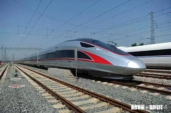 高铁一个小时的耗电量是多少