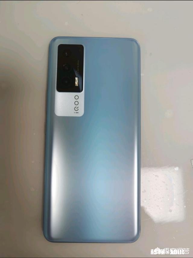 iQOO Neo5要是用来玩游戏，会不会经常性卡顿