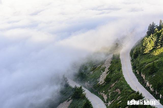 人像摄影作品很容易表现曲线，那么风光摄影作品当中如何表现曲线