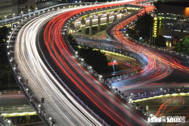 人像摄影作品很容易表现曲线，那么风光摄影作品当中如何表现曲线