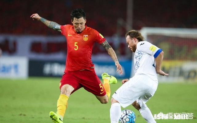 如何看待国足亚洲杯首战里皮的首发布阵之后里皮做了哪些调整取得了奇效逆转了比赛