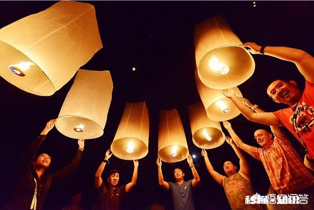 在泰国过水灯节好玩吗