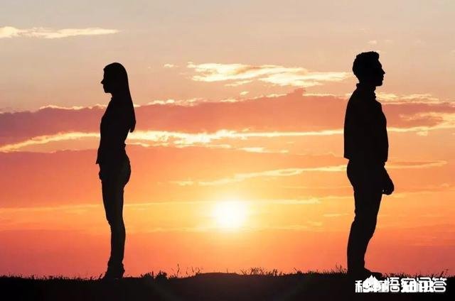 我是27岁的妹子，从未谈过恋爱，和女生很能聊嗨，可是和男生总是无话可说，我该如何中止我的单身狗生涯