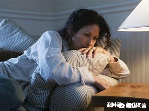 我是27岁的妹子，从未谈过恋爱，和女生很能聊嗨，可是和男生总是无话可说，我该如何中止我的单身狗生涯