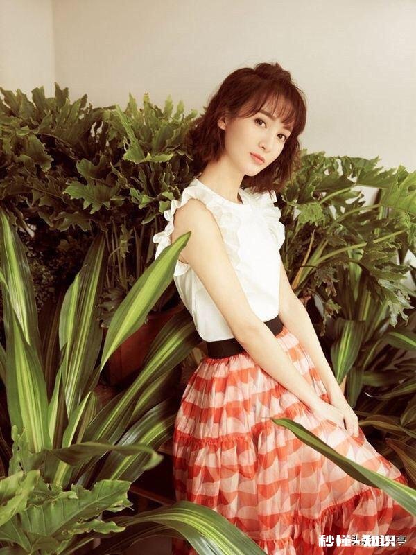 请问25岁左右，怎么才能知道自己适合风格怎么提高衣品谢谢