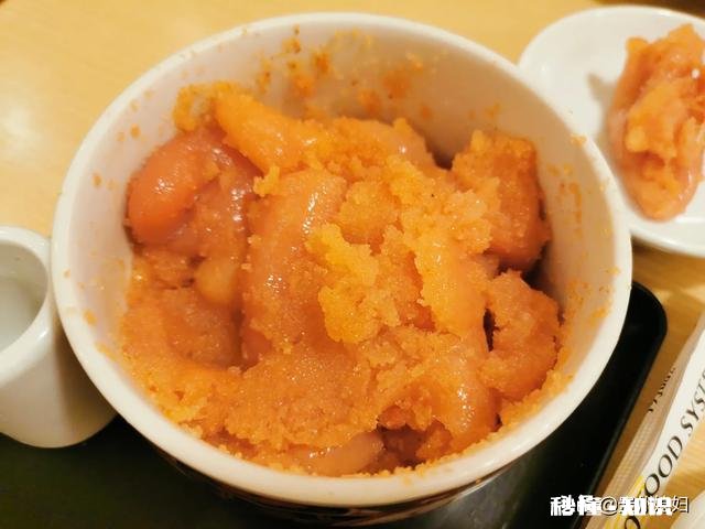 请问一万日元可以在日本东京大阪吃多久，如果不吃高级料理的话