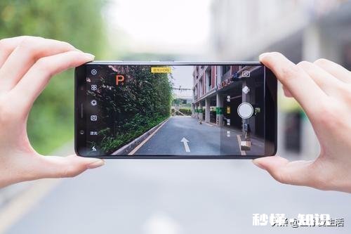 现在自媒体短视频趋势已来，作为小白的我们有机会起飞吗