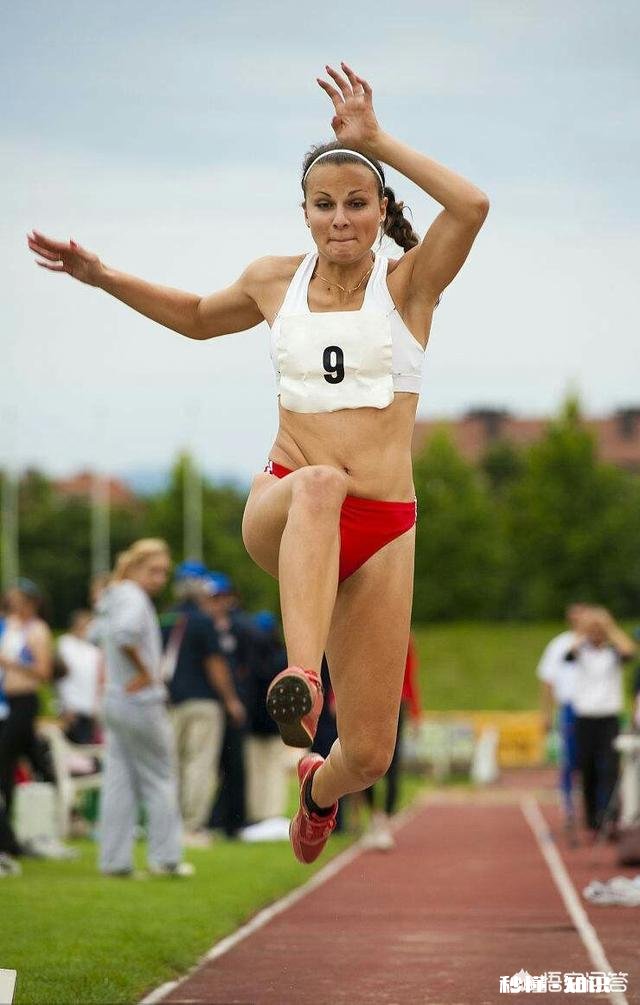 既然惯性与速度没关系。那跳远的时候为什么还要助跑