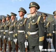 我有个上联，请大家指教：中华上下五千年。请个下联