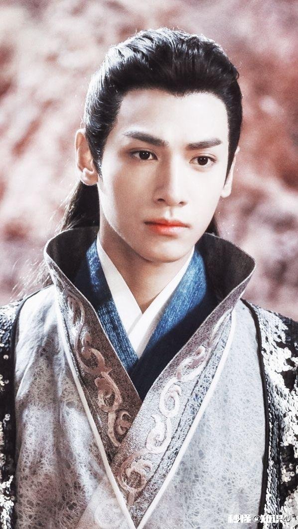 罗云熙要是演旭凤而不是润玉，那大家觉得如何开个脑洞