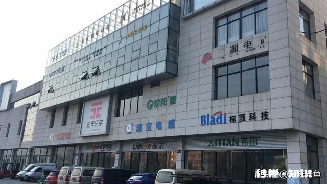 最近开过几回五菱面包车,怎么感觉比轿车加速都好昵