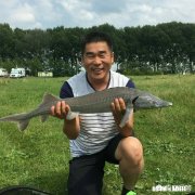 水库冬季主攻钓草鱼、鲮鱼。腥甜酸臭香怎么开饵作钓时需要注意哪些事项