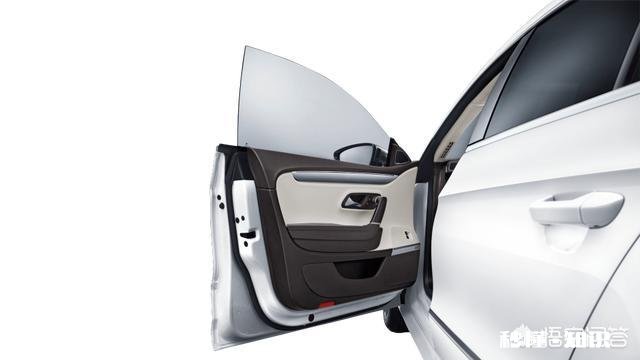 大众cc和迈腾比，哪一个更保值