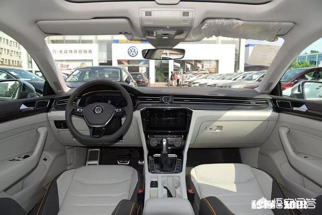 大众cc和迈腾比，哪一个更保值