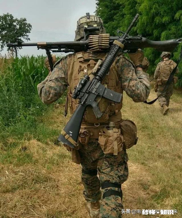 如果美国攻击伊朗,海空军除外,出动一万人的陆军够吗