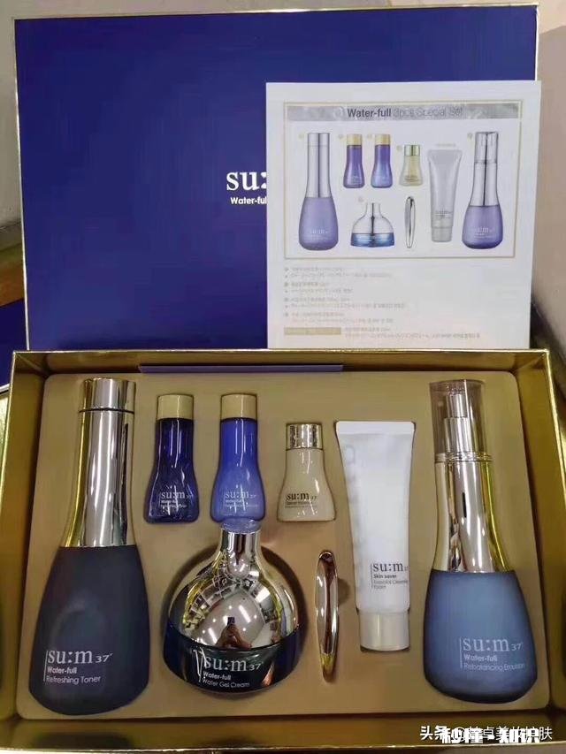 想买一套补水效果好的护肤品，什么样的好