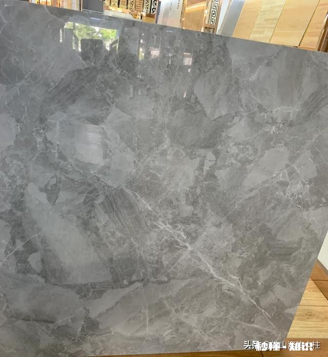 如何选地砖通体砖和抛光砖哪个好