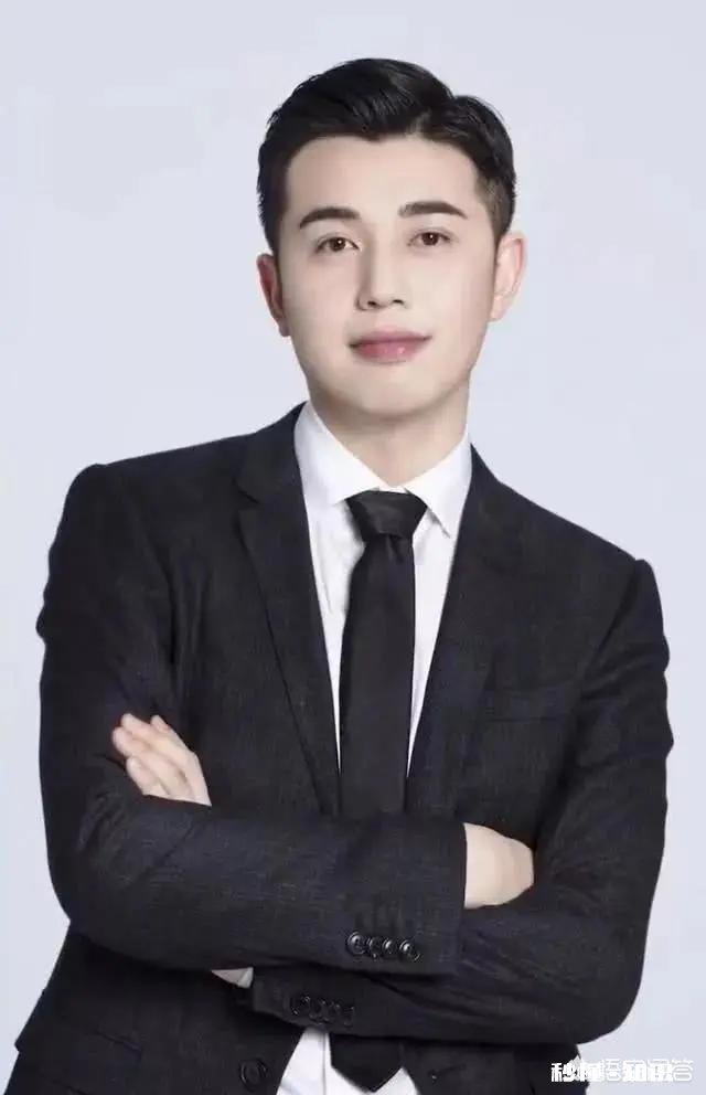 如何看待李佳琦小助理付鹏转到幕后不再参与直播