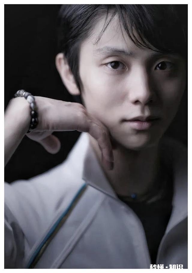 大家觉得羽生结弦会弹钢琴吗