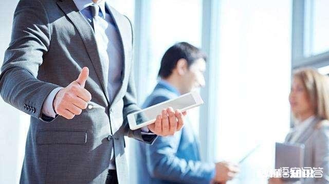 在企业中，面对复杂的人际关系，受到一些人的排挤，一直无法打开局面，该怎么办