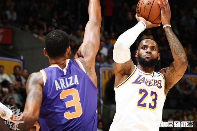 詹姆斯带领湖人队杀入西部前五,你认为他的带队能力该如何评价