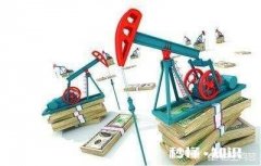 在高负债和高军费的情况下，俄罗斯的经济会衰退吗