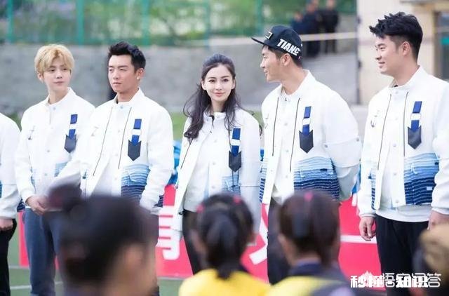 娱乐圈“限薪令”似乎再次升级，难道明星即将迎来洗牌了吗