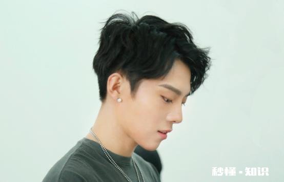 高嘉朗隐瞒9年恋情人设崩塌，粉丝怒讨一片，他到底错在哪里