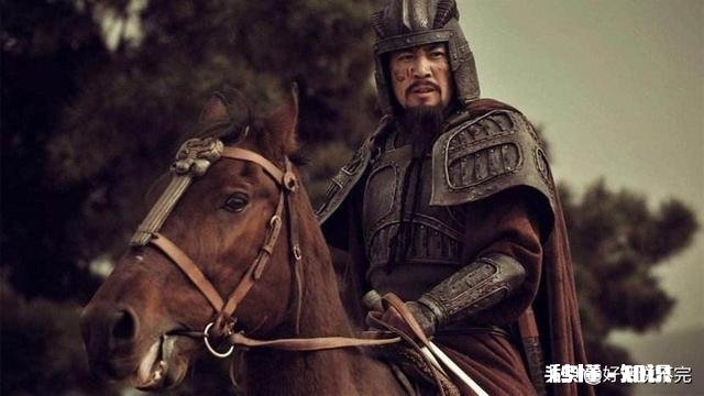 曹操青梅煮酒论英雄,独独看好刘备的依据是什么