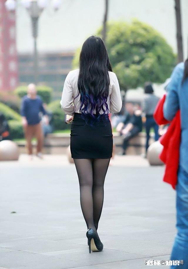 女生穿哪种职业装好看