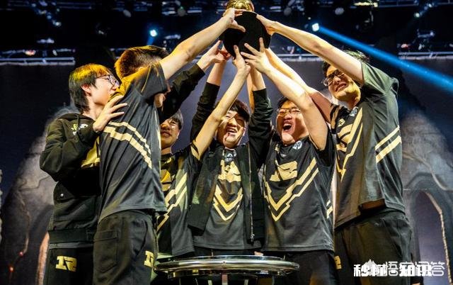 这几天没LPL比赛，看大家都这么喜欢RNG，大家来谈谈为什么喜欢RNG