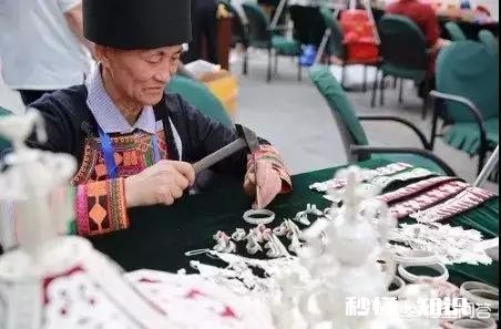 您认为民间故事这种非遗文化怎样传承最好