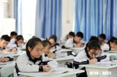 大学学到不喜欢的专业，建筑类，学的很痛苦，也学不好，该不该转专业