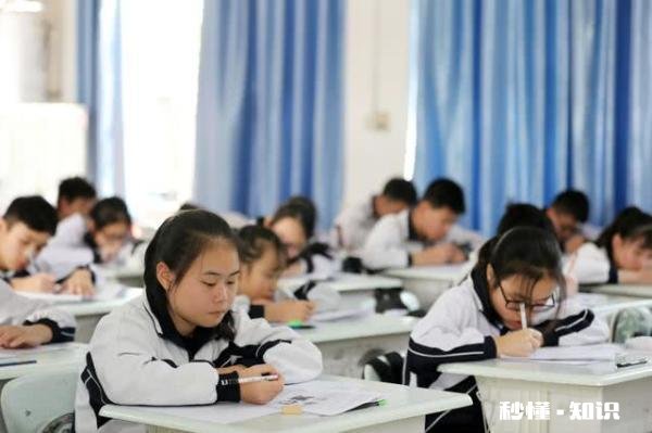 大学学到不喜欢的专业，建筑类，学的很痛苦，也学不好，该不该转专业